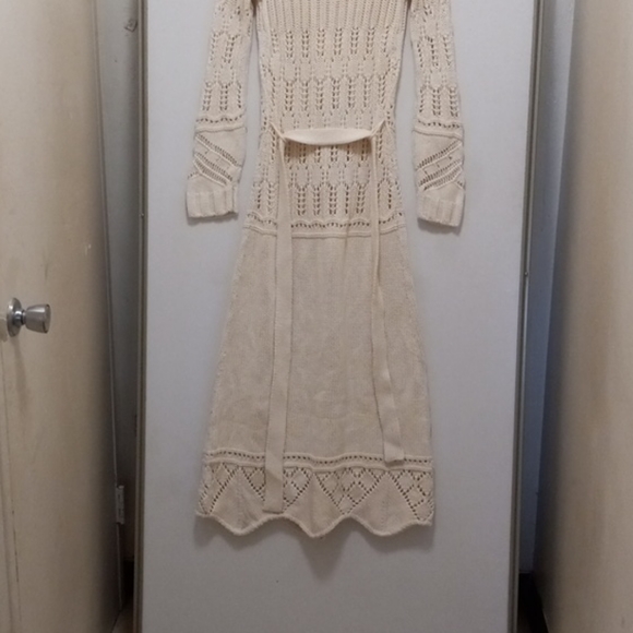 Knitted Cream Sweater Size S - Picture 6 of 7